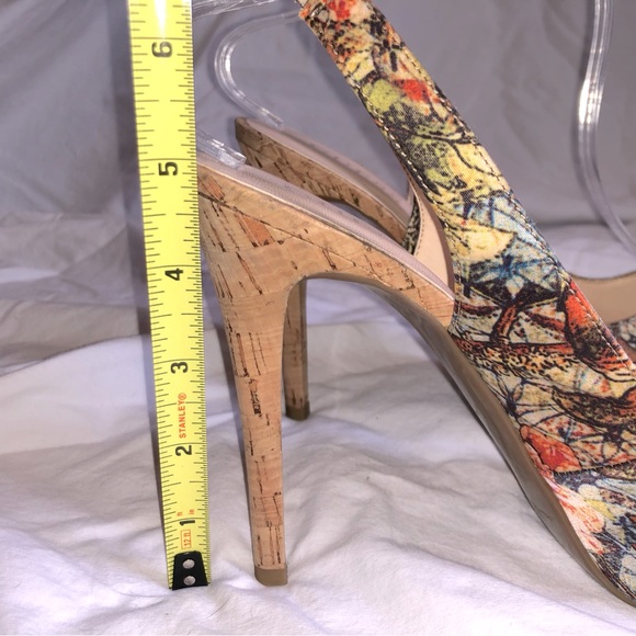 GUESS Gwaero3 Cork Platform Slingback Heels - Picture 9 of 16